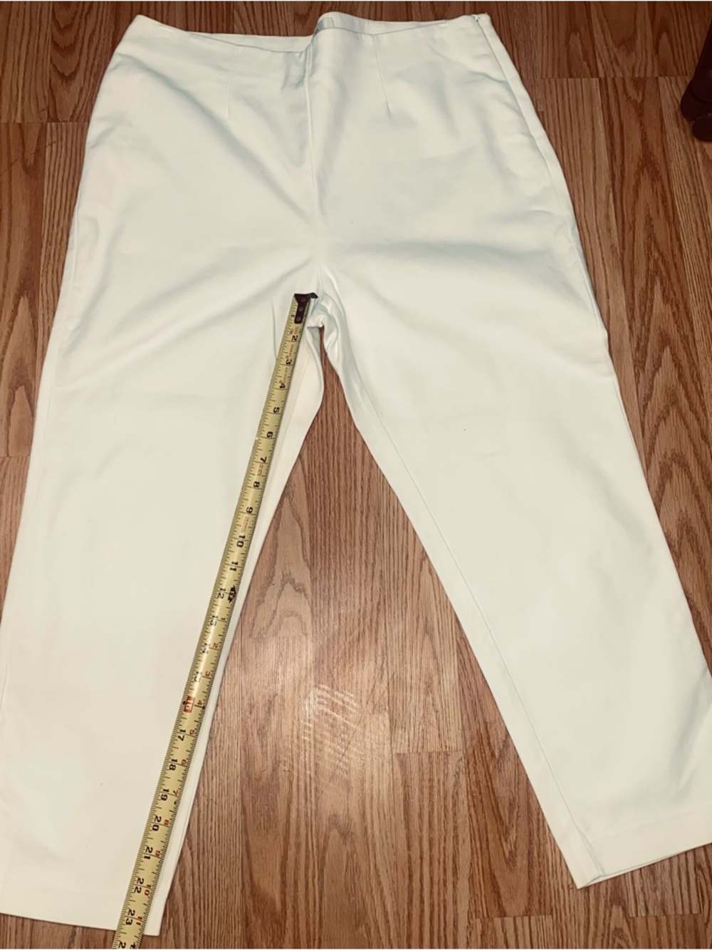 Chico's SO SLIMMING White Pants Size 1/1.5